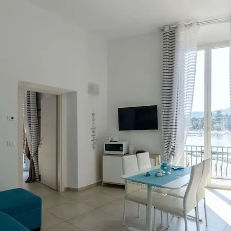 Mit Meerblick Und Privater Garage By Interhome Apartment